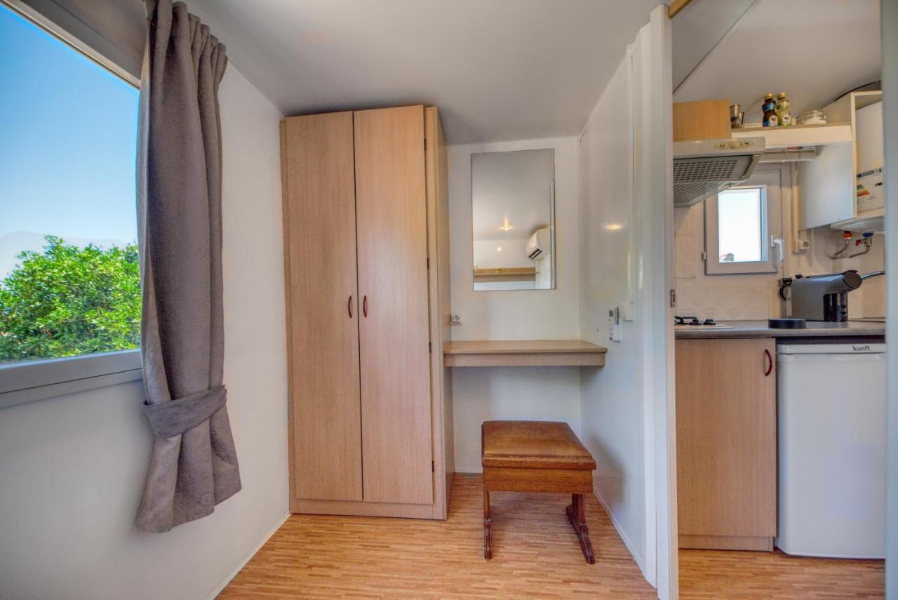 Casa Amarela-Tiny House With Fantastic View-Pool And Close To The Beaches シルヴェス エクステリア 写真